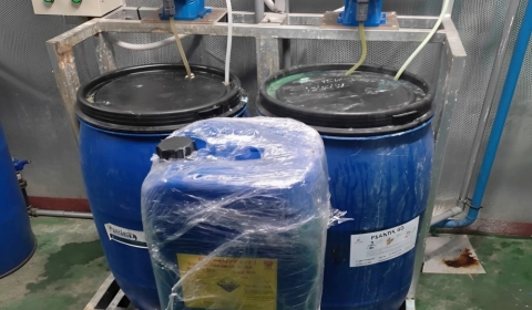 Cung cấp hóa chất xử lý nước giải nhiệt và nước lạnh Chiller Cung cấp hóa chất xử lý nước giải nhiệt và nước lạnh Chiller