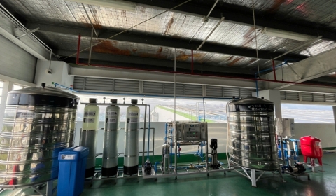 Thi công lắp đặt hệ thống lọc nước RO 1000 lít/h tại Bình Định Thi công lắp đặt hệ thống lọc nước RO 1000 lít/h tại Bình Định