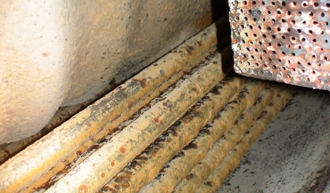 Nguyên nhân gây cáu cặn lò hơi và cách xử lý hiệu quả giúp tăng tuổi thọ Boiler Nguyên nhân gây cáu cặn lò hơi và cách xử lý hiệu quả giúp tăng tuổi thọ Boiler